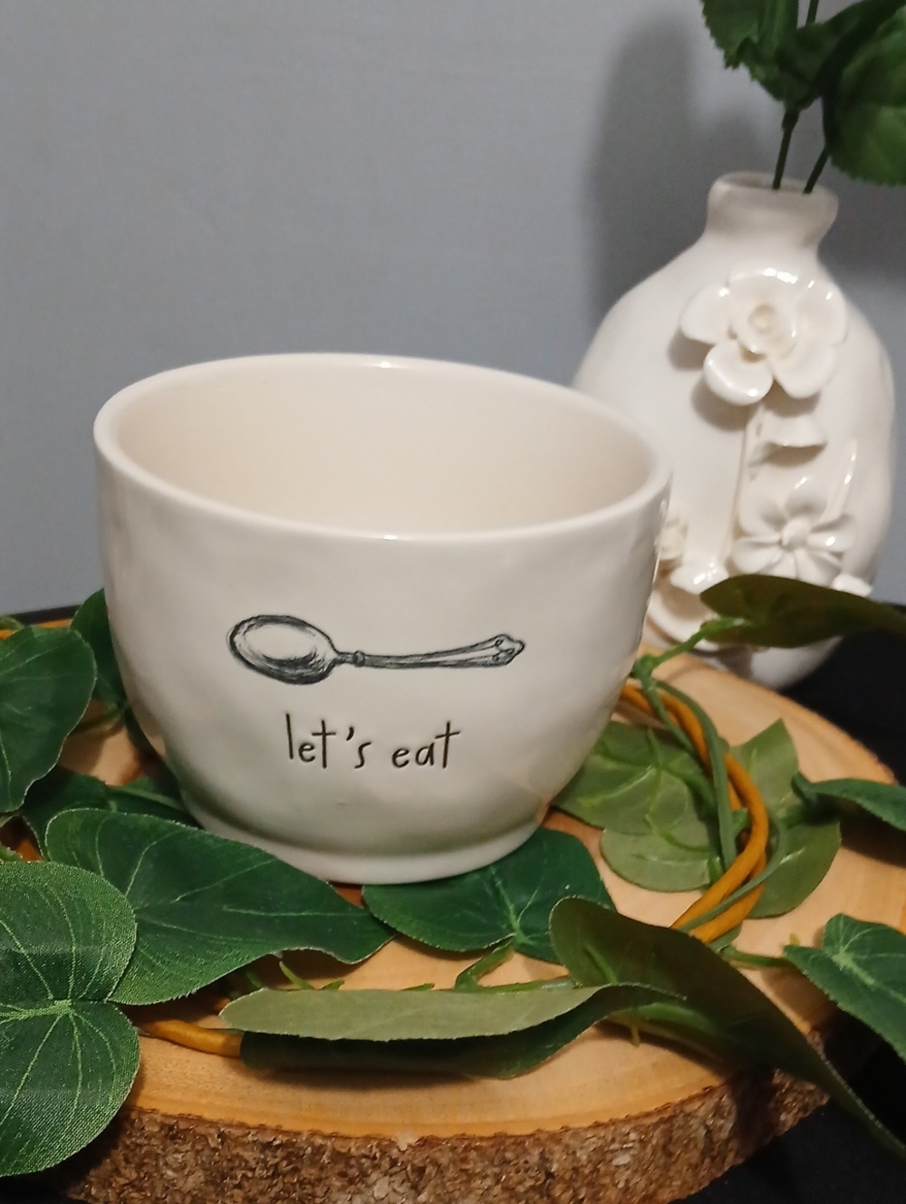 Rae Dunn Cream Ceramic 'let's eat' Bowl - Home Dining